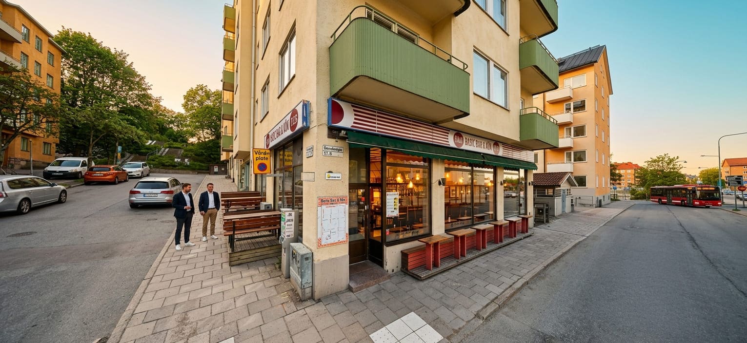 Kött som grillas över öppen glöd på Basic Bar Kök i Solna